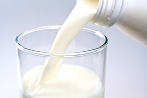 Leche de vaca desnatada