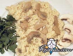 Arroz con hongos