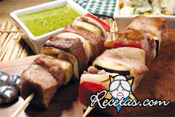 Brochetas de cordero