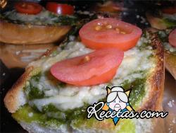 Bruschetas al pesto