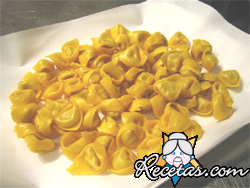 Cappelletti al parmesano