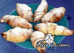 Croissants rellenas