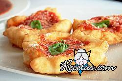 Mini pizzetas fritas