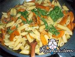 Penne rigate con verduras