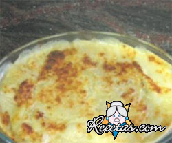 Puré de papas con bacon gratinado