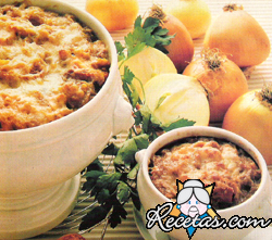 Sopa de cebollas gratinadas