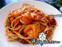 Spaghetti con camarones