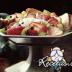 Ensalada de frutillas con peceto perfumado